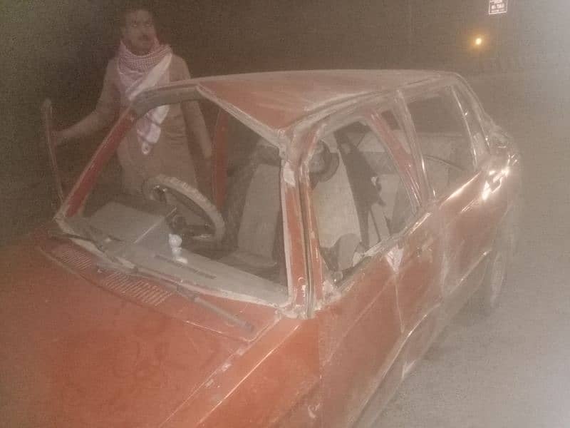 Mehran 1991 model accident Car for sale 1