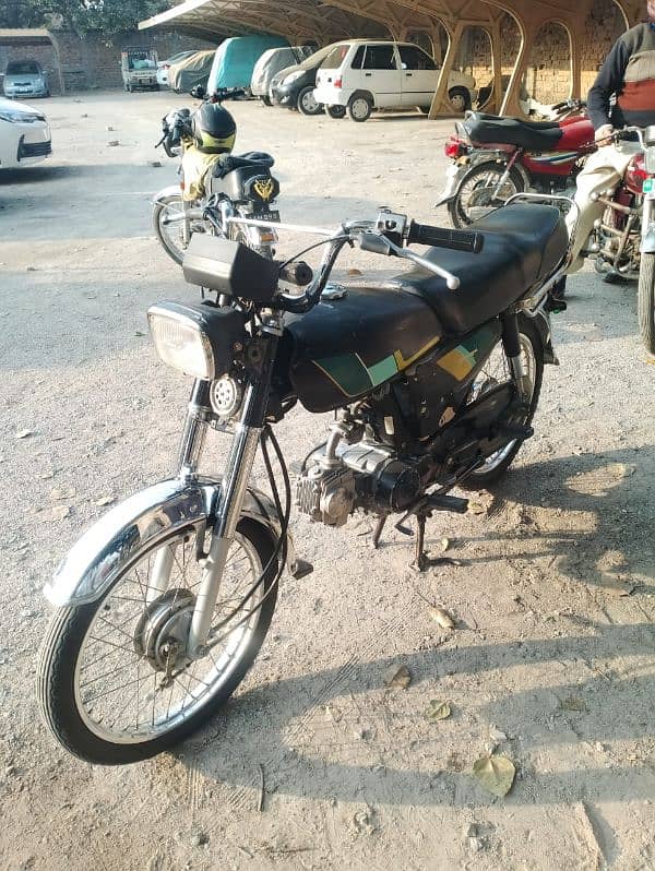 Honda CD 70 2013 5