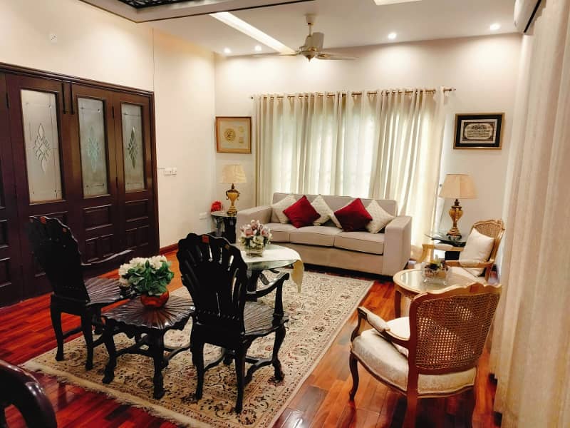 DHA FURNISHED GUEST House short and long term daily weekly and monthly basis 25