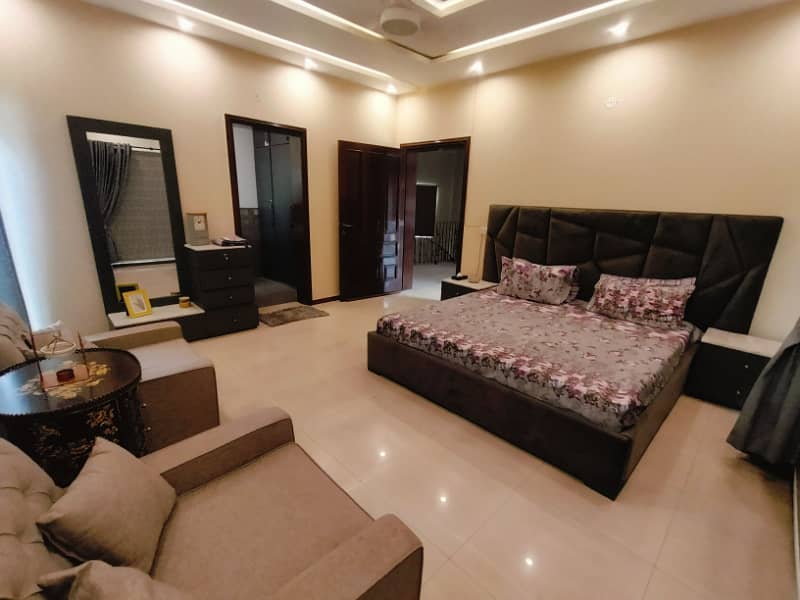 DHA FURNISHED GUEST House short and long term daily weekly and monthly basis 31