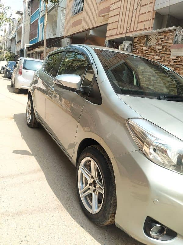 Toyota Vitz 2014 9