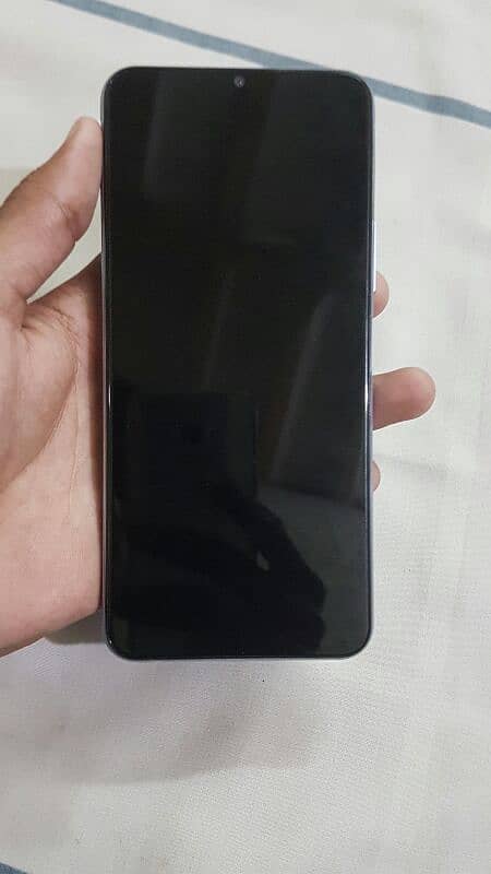 Vivo y20s 4 / 128 3