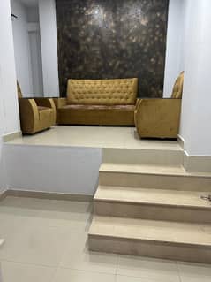 Furnished Saperate gate flat for rent in Bahria town phase 7 wallayat complax