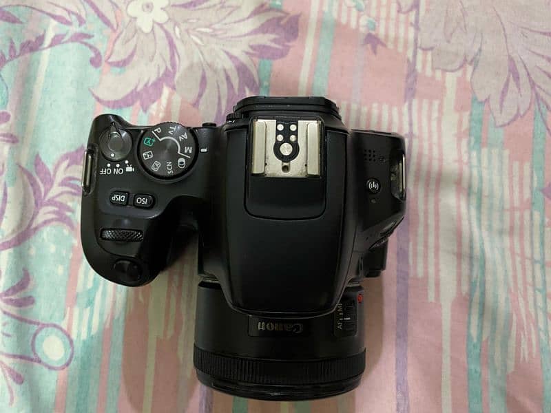 Canon EOS 200D With 18-55 mm and 50mm lens 2