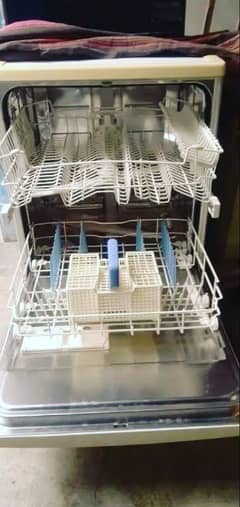 Dishwasher in Good Condition