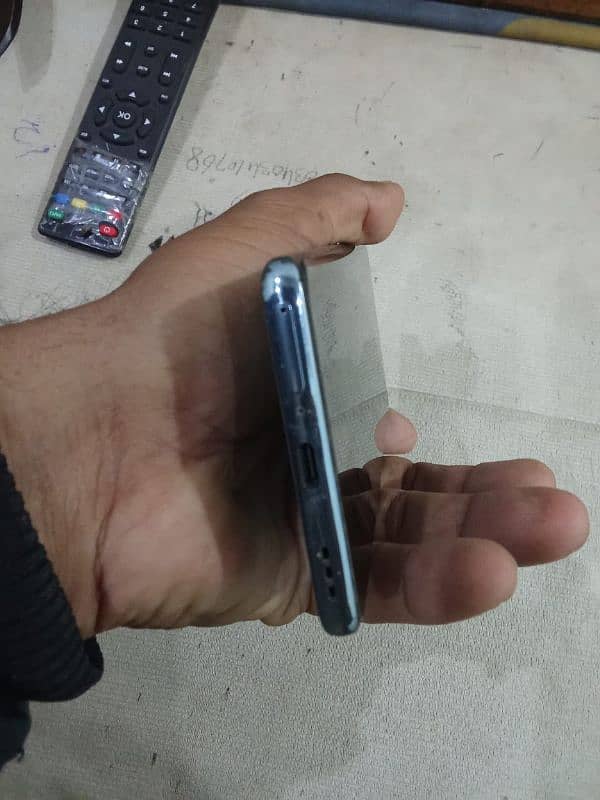 Oppo Reno6 Pro 3