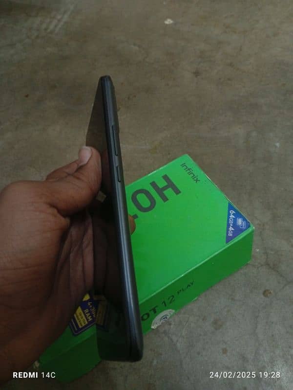 Infinix hot 12play 7