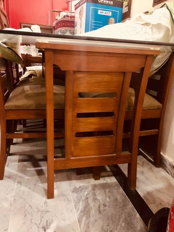 unique decent dining table 1