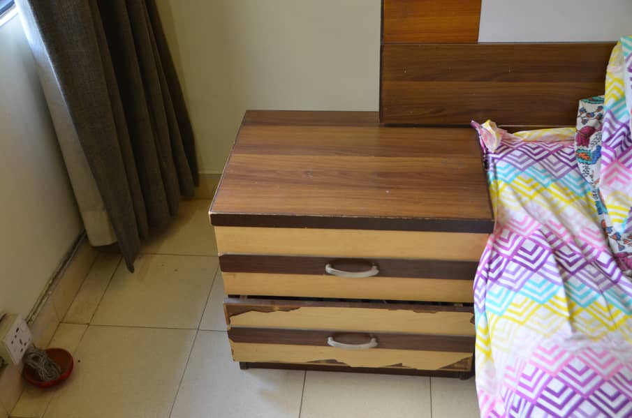 Wooden Double Bed Premium Quality in A-1 Condition 2