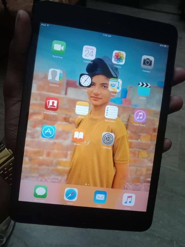 i pad mini 2 10/10 contact 03236418370 exchange possible 2