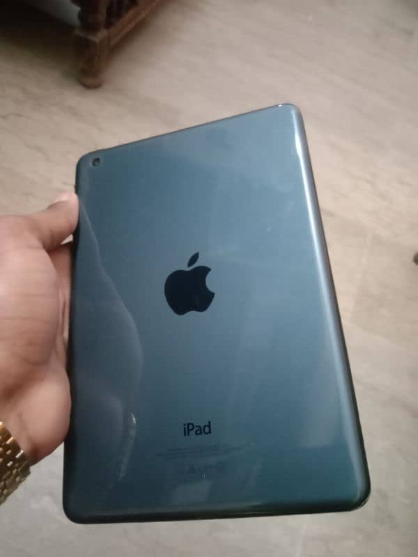 i pad mini 2 10/10 contact 03236418370 exchange possible 11