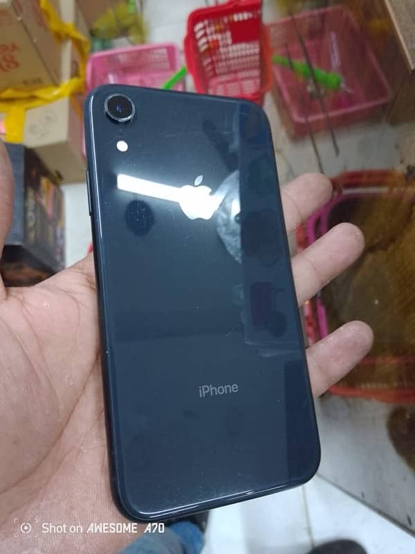 iPhone XR 64gb factory lock condition 10/8 1