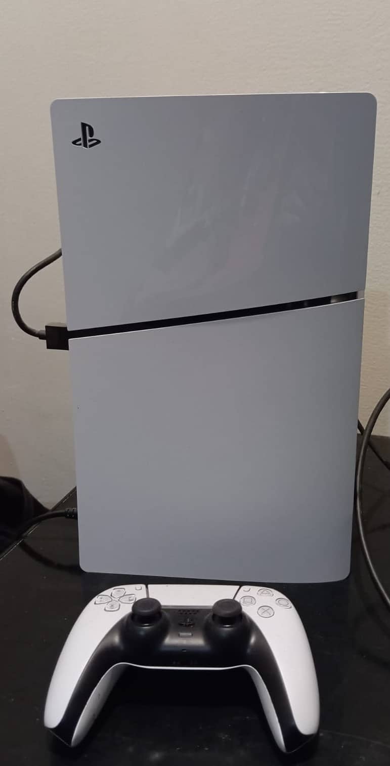 PlayStation 5 Slim Disc Edition 1 TB 0