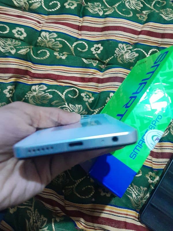 infinix smart 8pro 2