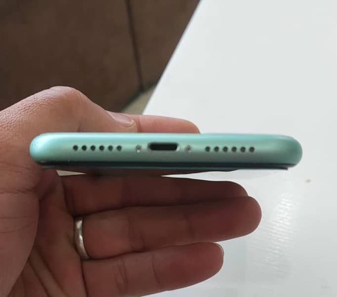 iPhone 11 Non PTA 128GB 6