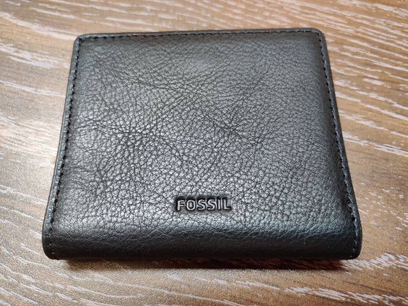 Fossil wallets 0