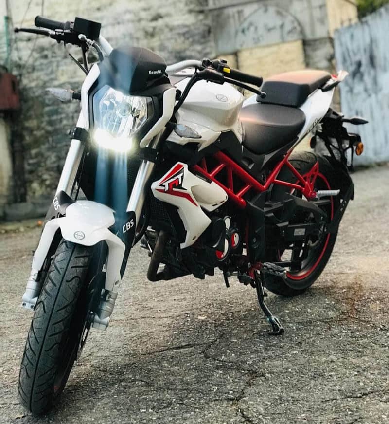 Benelli TNT 150i 1