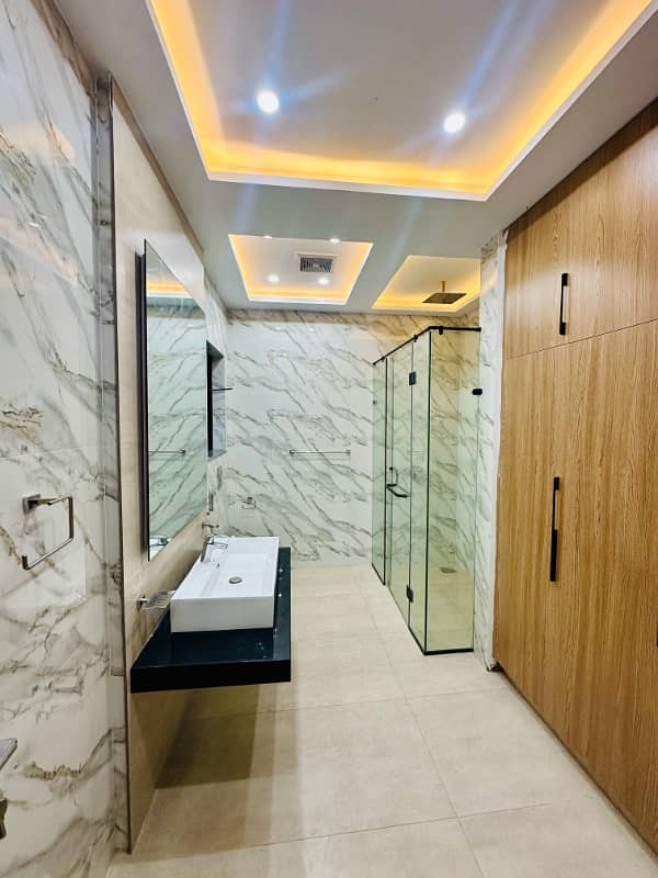 100% Original Pictures! 1 Kanal Brand New Ultra Luxury Modern Design House For Sale In DHA Ph 7 | Near By Park And McDonald's. . . . . 15