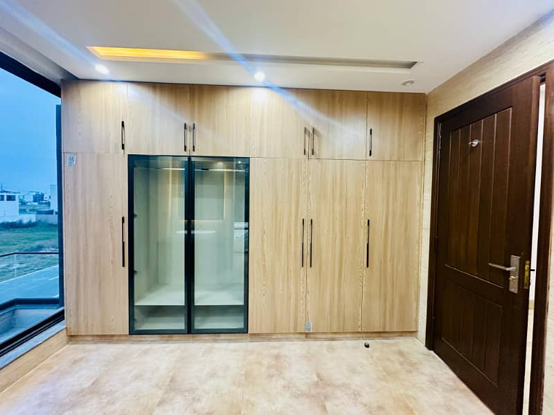 100% Original Pictures! 1 Kanal Brand New Ultra Luxury Modern Design House For Sale In DHA Ph 7 | Near By Park And McDonald's. . . . . 20