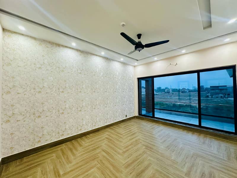 100% Original Pictures! 1 Kanal Brand New Ultra Luxury Modern Design House For Sale In DHA Ph 7 | Near By Park And McDonald's. . . . . 24