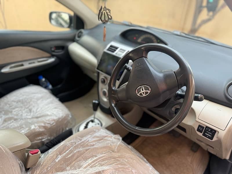 Toyota Belta 2007/2012 14