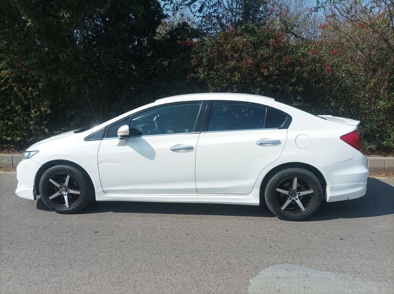 Honda Civic VTi 1.8 i-vtec 2016 11