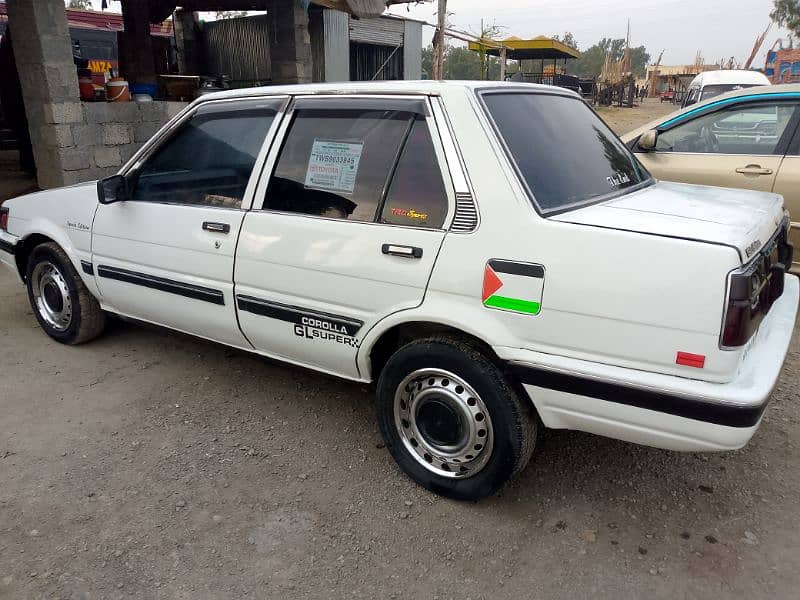 Toyota Corolla XE 1986 13