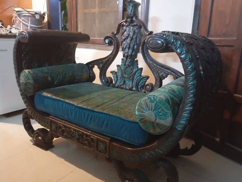 heavy sofa set for sale 1