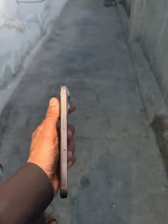 Iphone 16 pro Non Pta Factory Unlock