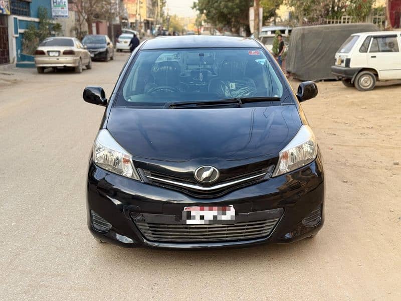 Toyota Vitz 2014 reg 2017 push start 0