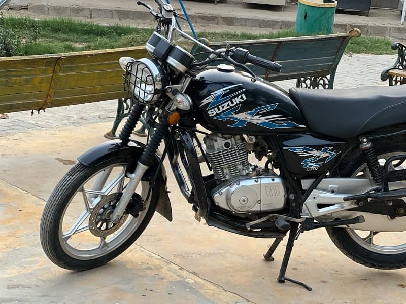 Suzuki 150 SE 1