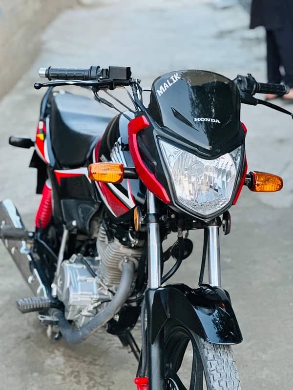 honda CB125F  . . kotli number . . 10k driven . . new condition 1