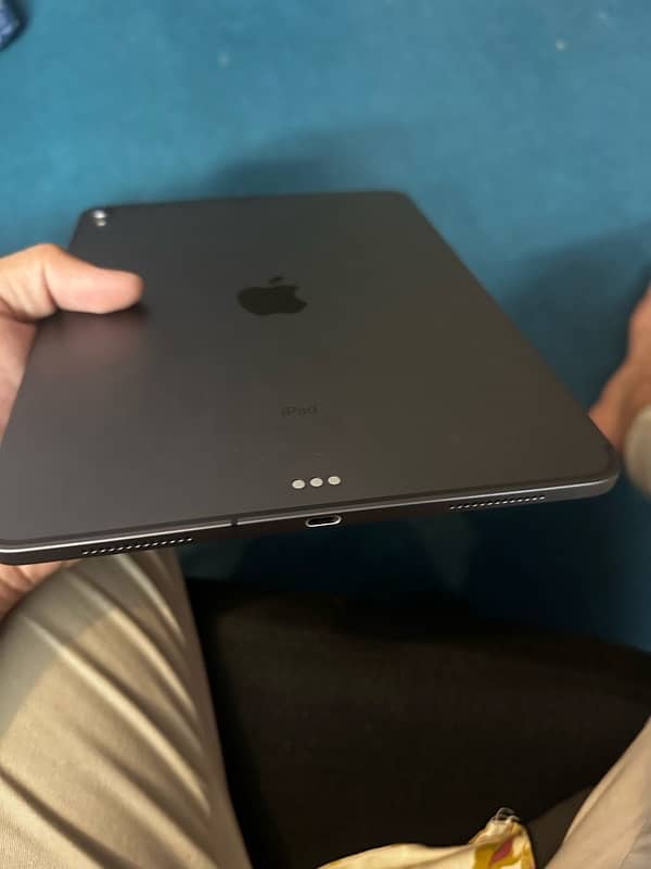 Ipad Pro 11 inch 256GB Sim working 1