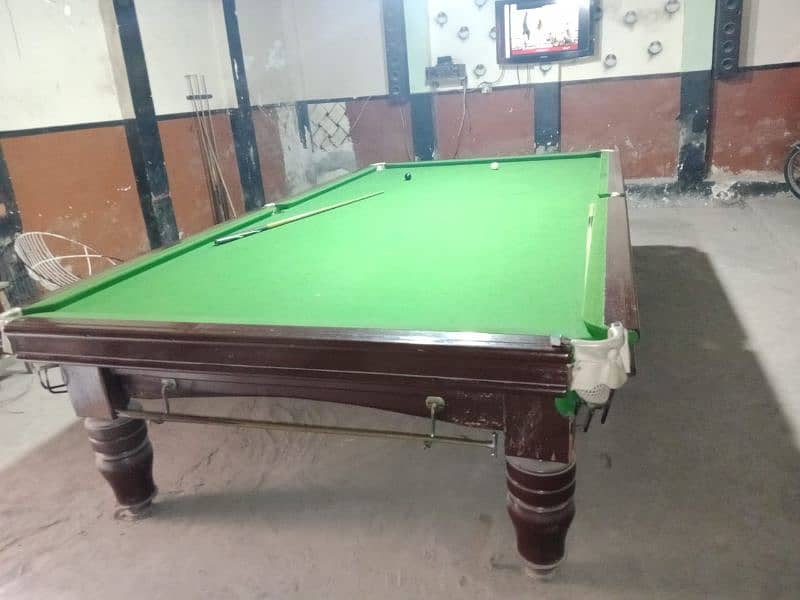 snooker table 5