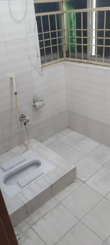 FOR RENT UPPER PORTION 10 MARLA CHIPS FLOOR GOOD LOCATION RENT 50,000 11