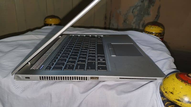 HP Elitebook 830 G5 5