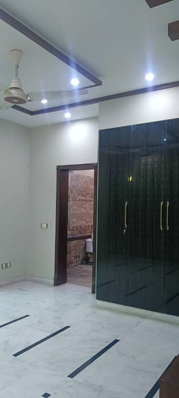 1 Kanal Furnished House For Sale 26