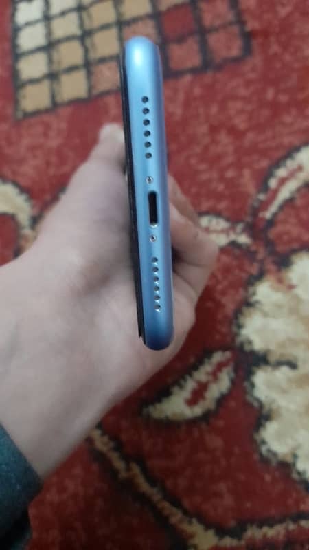 iPhone Xr 5