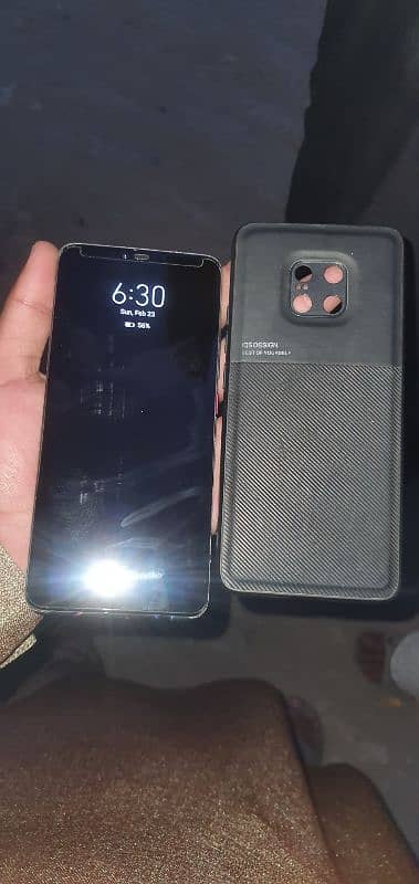 HUAWEI MATE 20 PRO 6/128GB 4