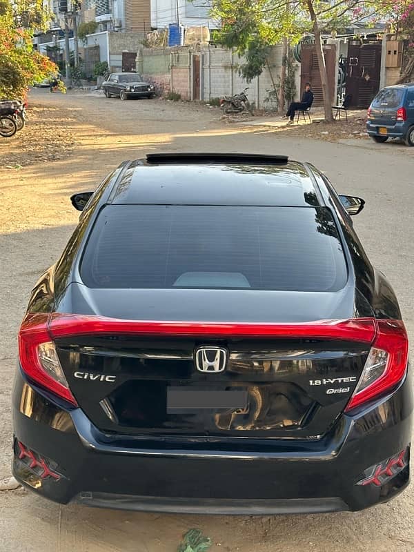 Honda Civic 2017 6