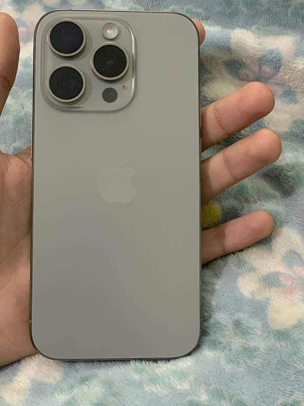 Iphone 15 pro 8