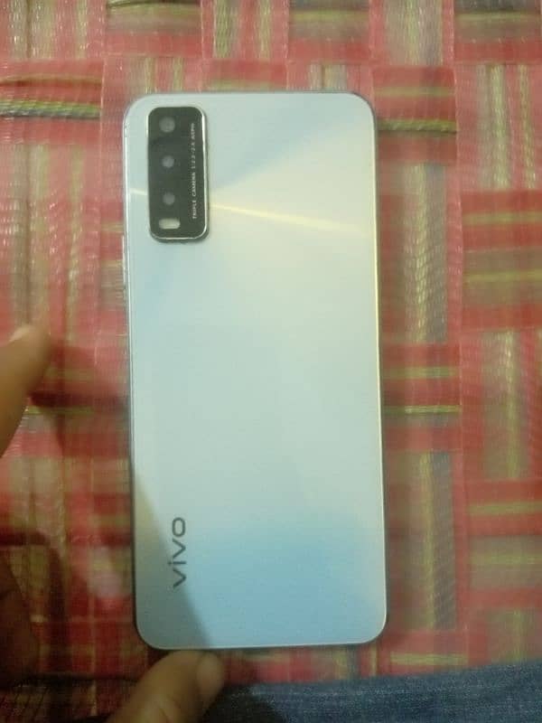 vivo y20 4/64 03122304079 1