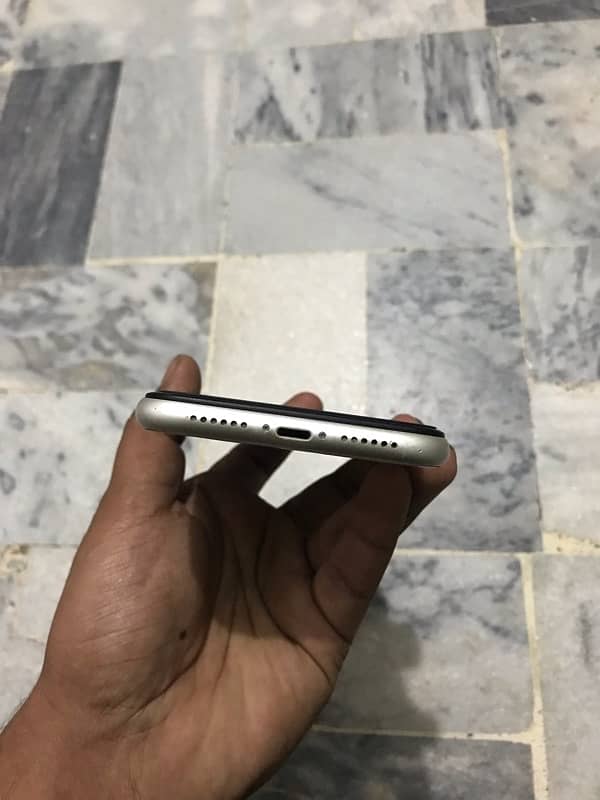 iphone 11 128gb NON PTA 2