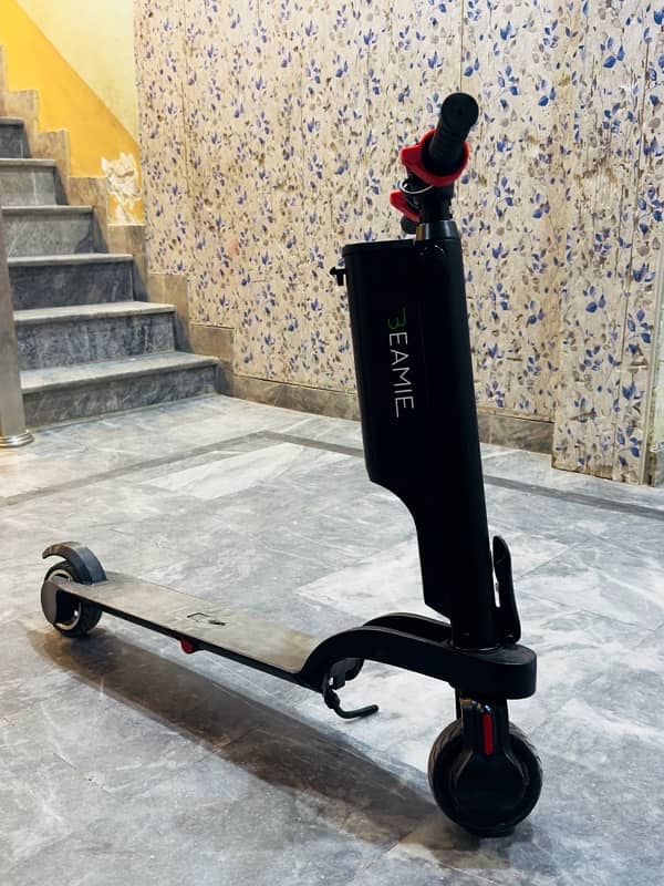 Beamie Urban Electric Scooter 3