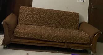 Sofa cumbed