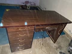 office and home work station affordable and style in one