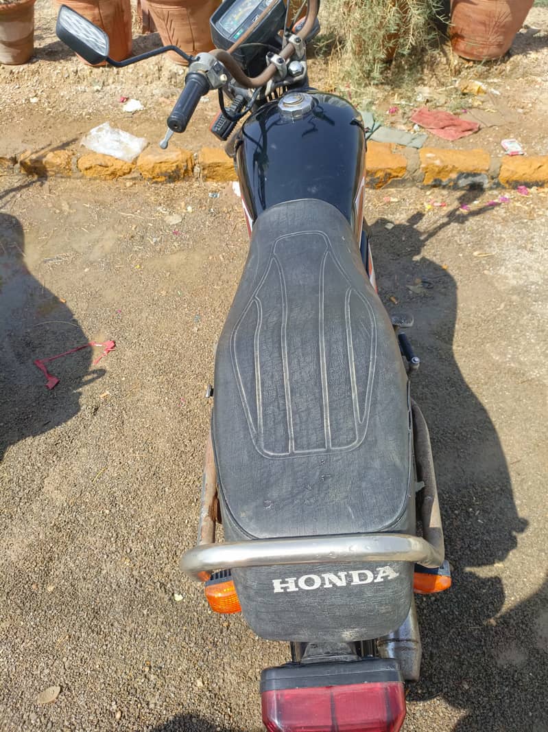 Honda CD 70 2000 3