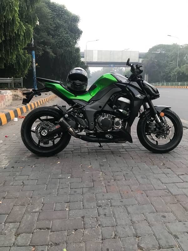 Kawasaki Z1000 2