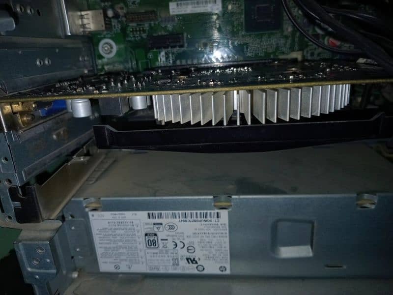 Nvidia GeForce GT 730 2GB DDR 3 128 bit. 2