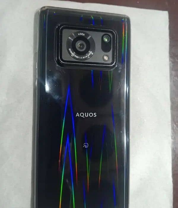 Aquos R6 12 128 non pta 6